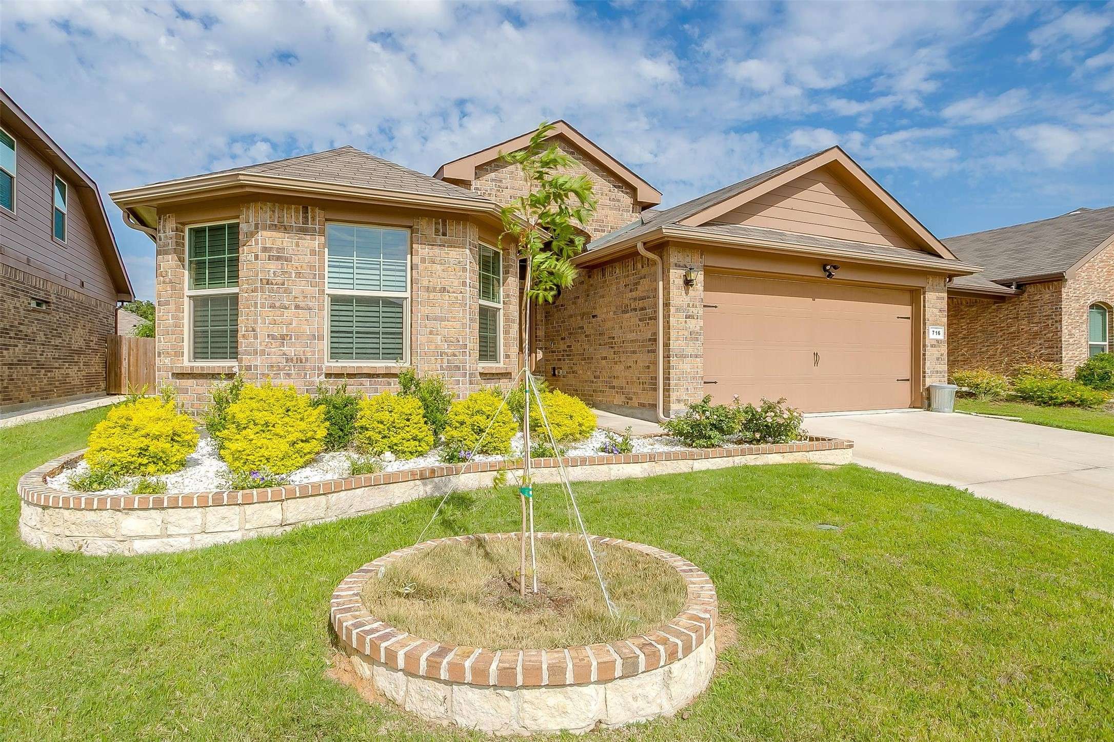 Fort Worth, TX 76120,716 Zeke Lake TRL