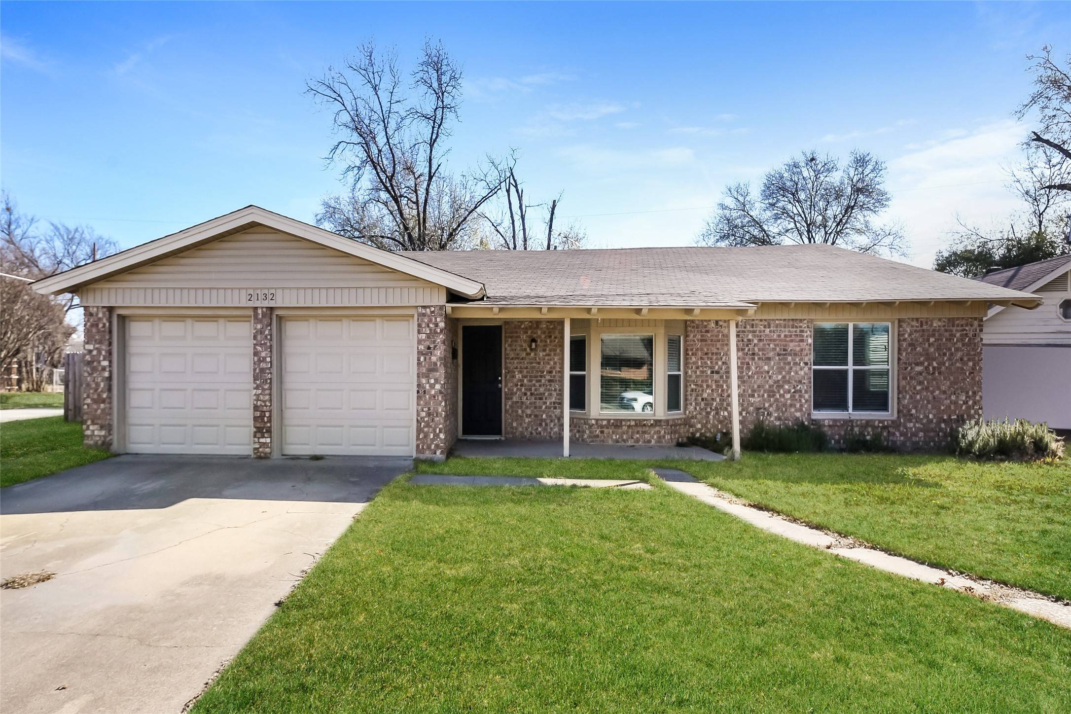 Fort Worth, TX 76111,2132 David DR