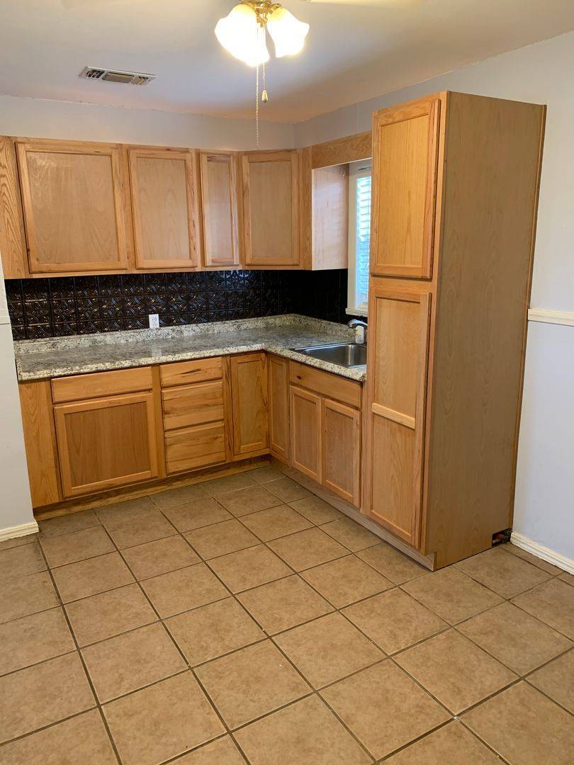 Sweetwater, TX 79556,1615 Woodruff LN