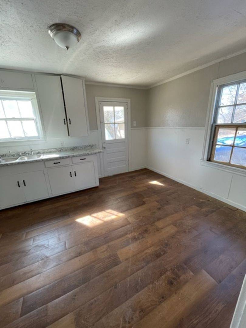 Abilene, TX 79603,436 Reading ST