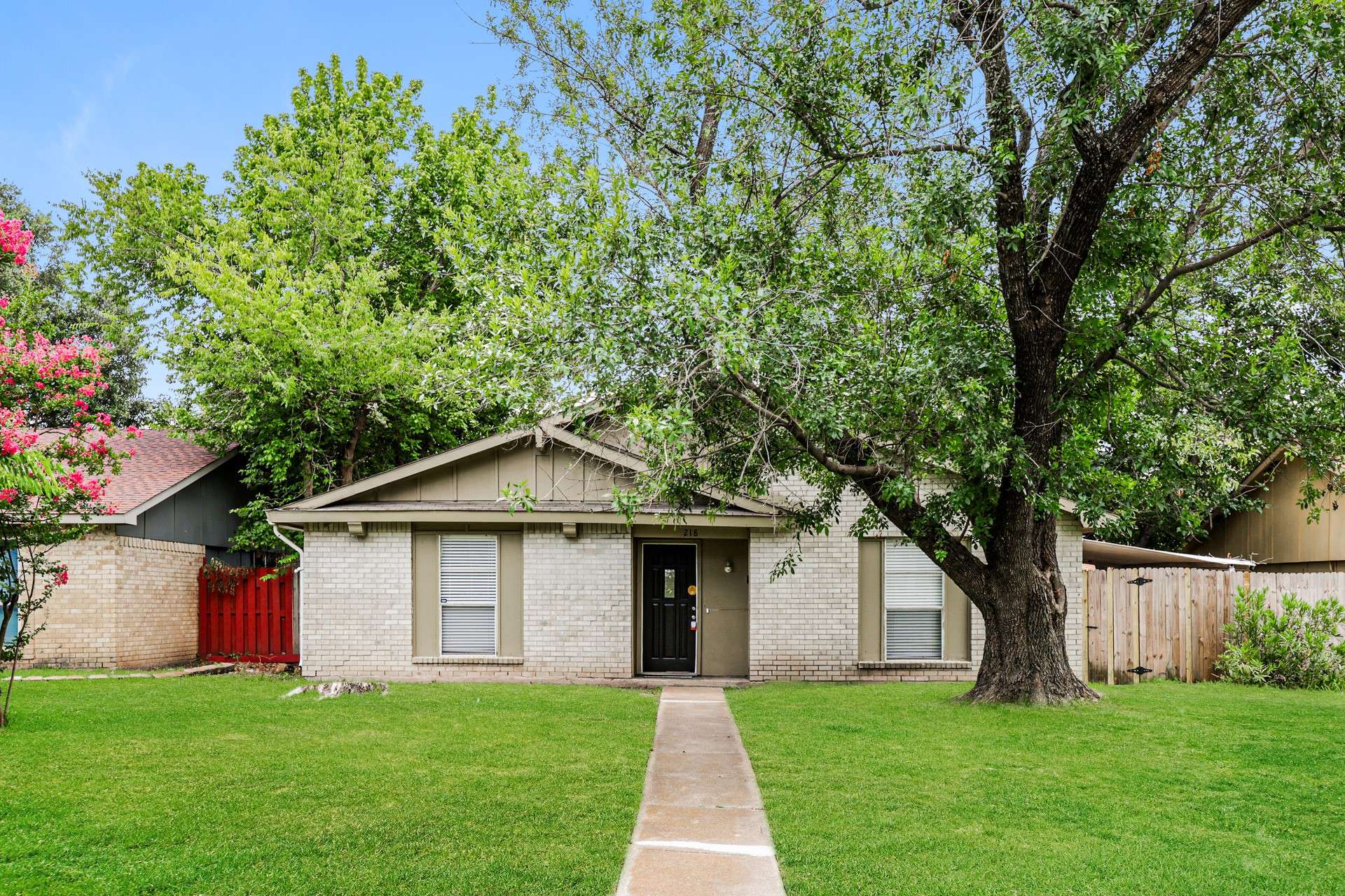 Mesquite, TX 75149,218 Longshadow LN
