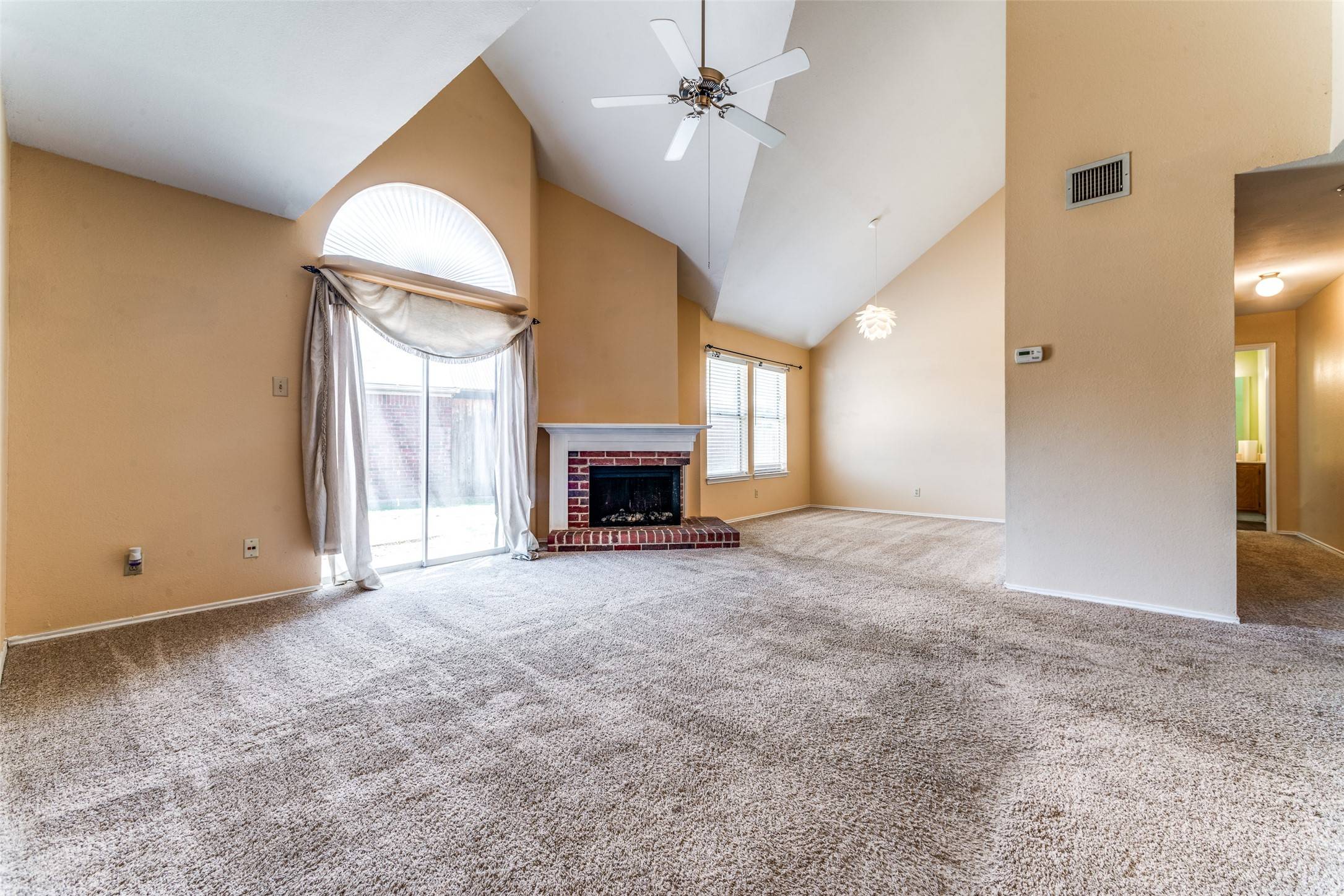 North Richland Hills, TX 76182,6717 Driffield CIR W