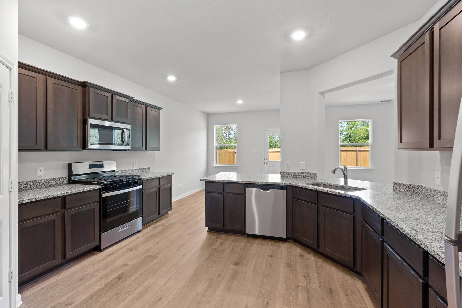 Crandall, TX 75114,1208 Kings Place RD