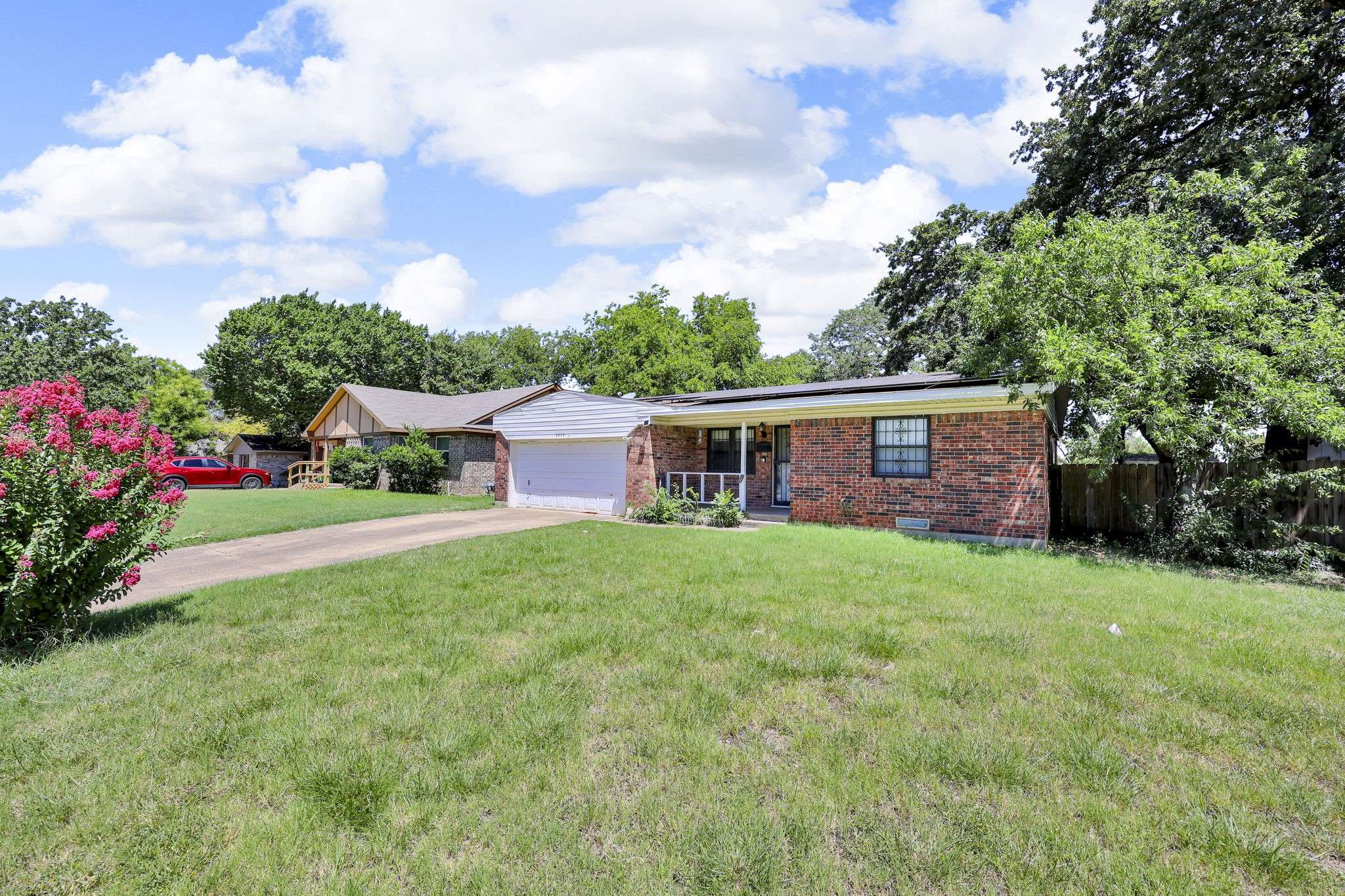 Irving, TX 75060,2213 Meadow Lark