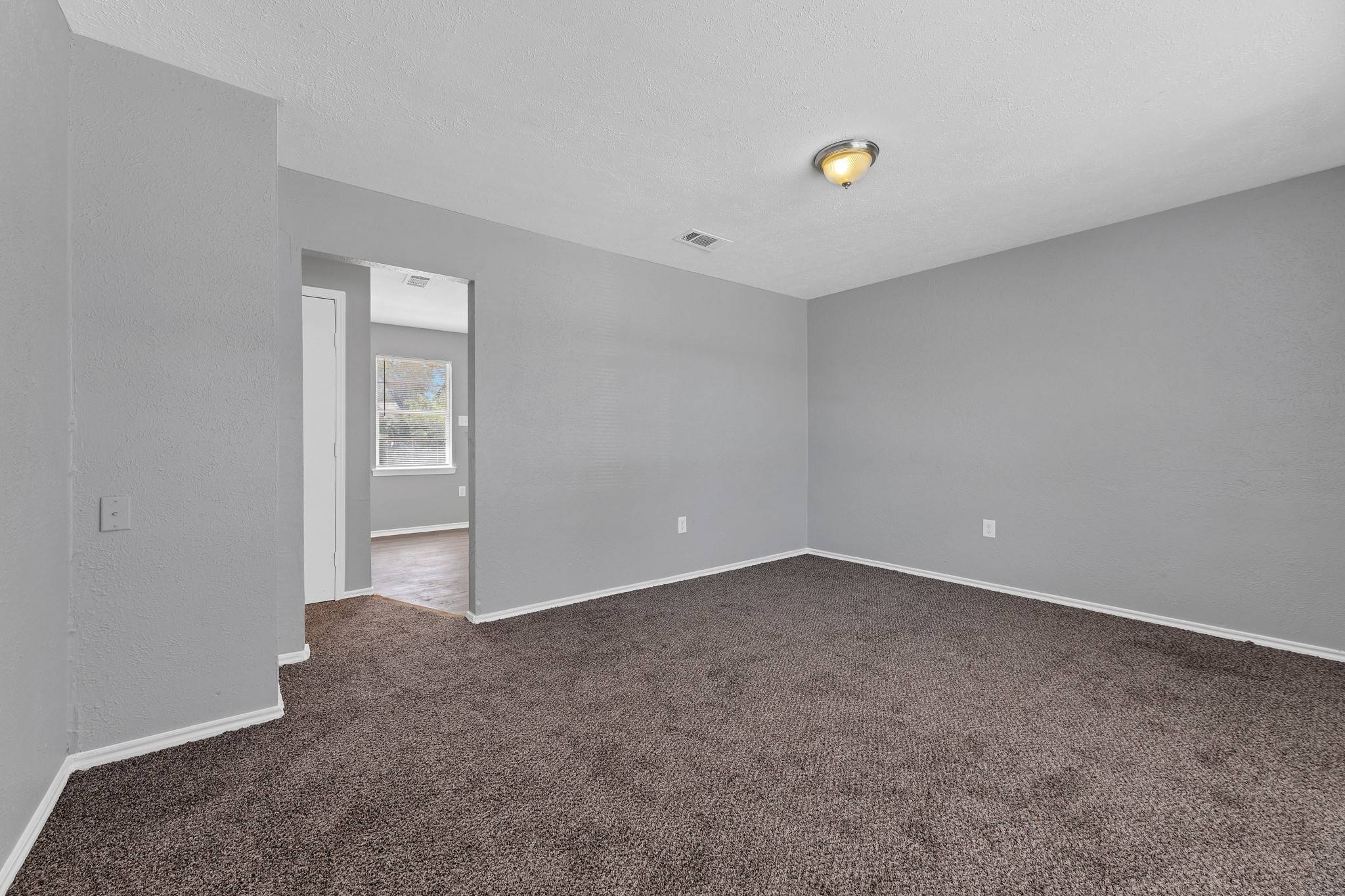 Mesquite, TX 75149,1212 Woodcrest DR