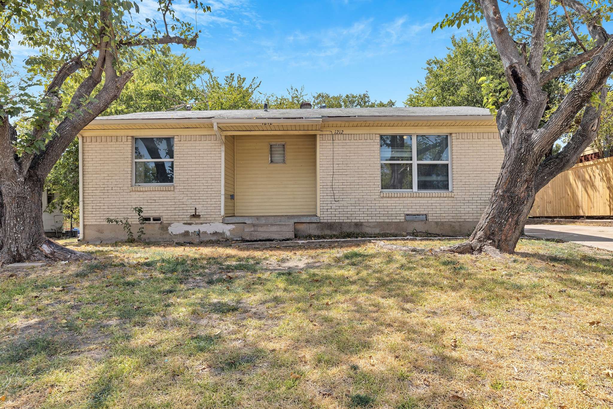 Mesquite, TX 75149,1212 Woodcrest DR