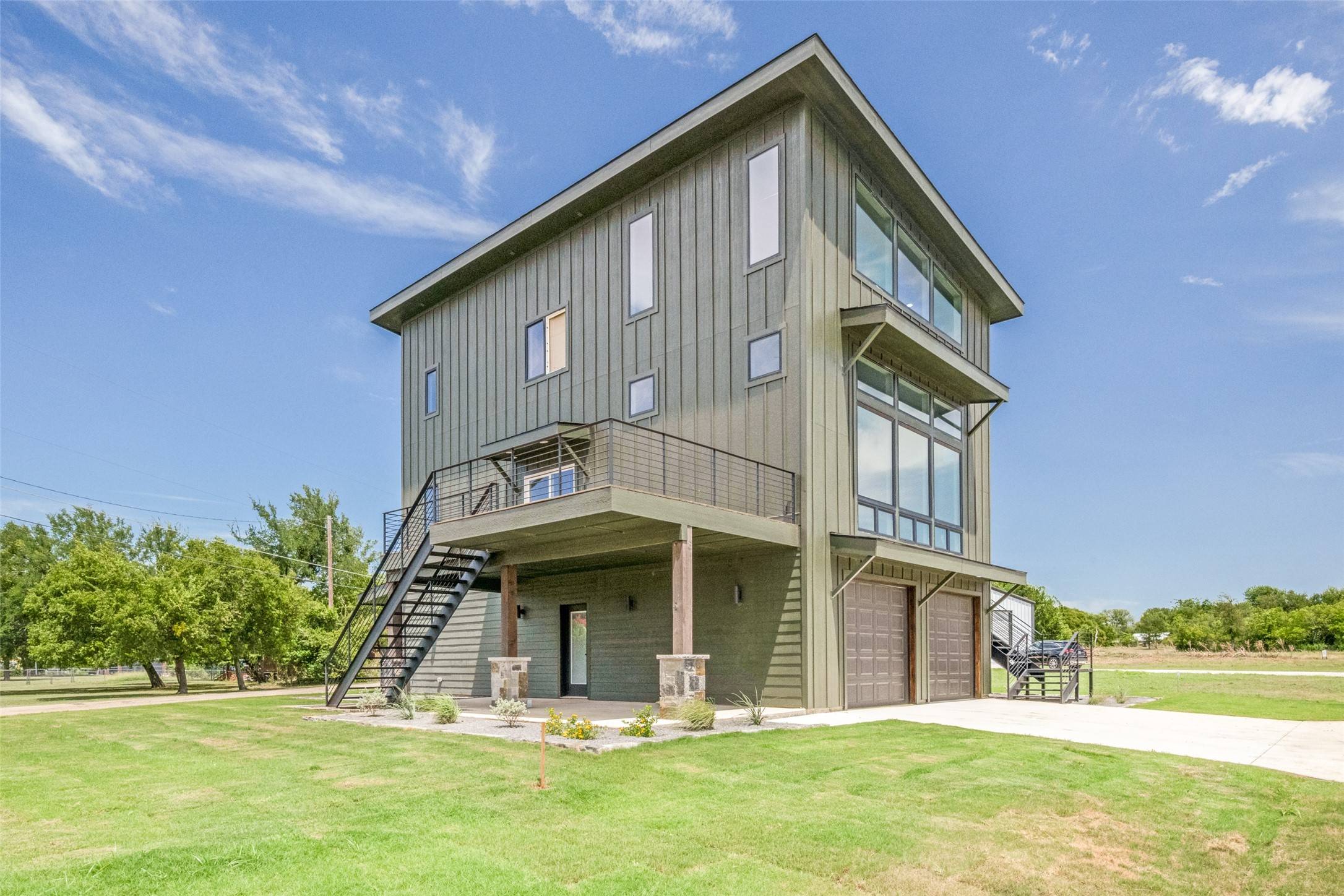 Lake Bridgeport, TX 76426,614 Twin Hills RD