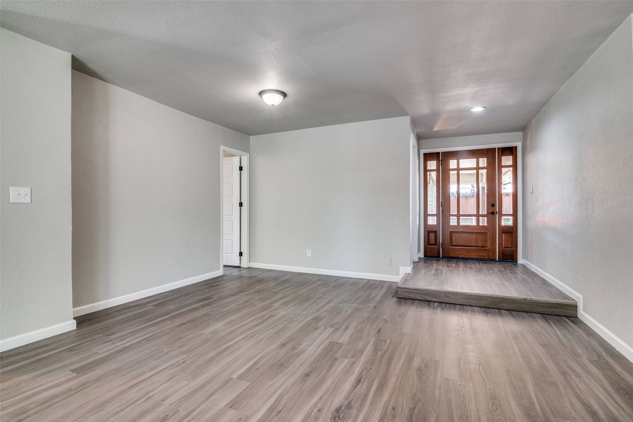 Mesquite, TX 75150,1005 Via Balboa