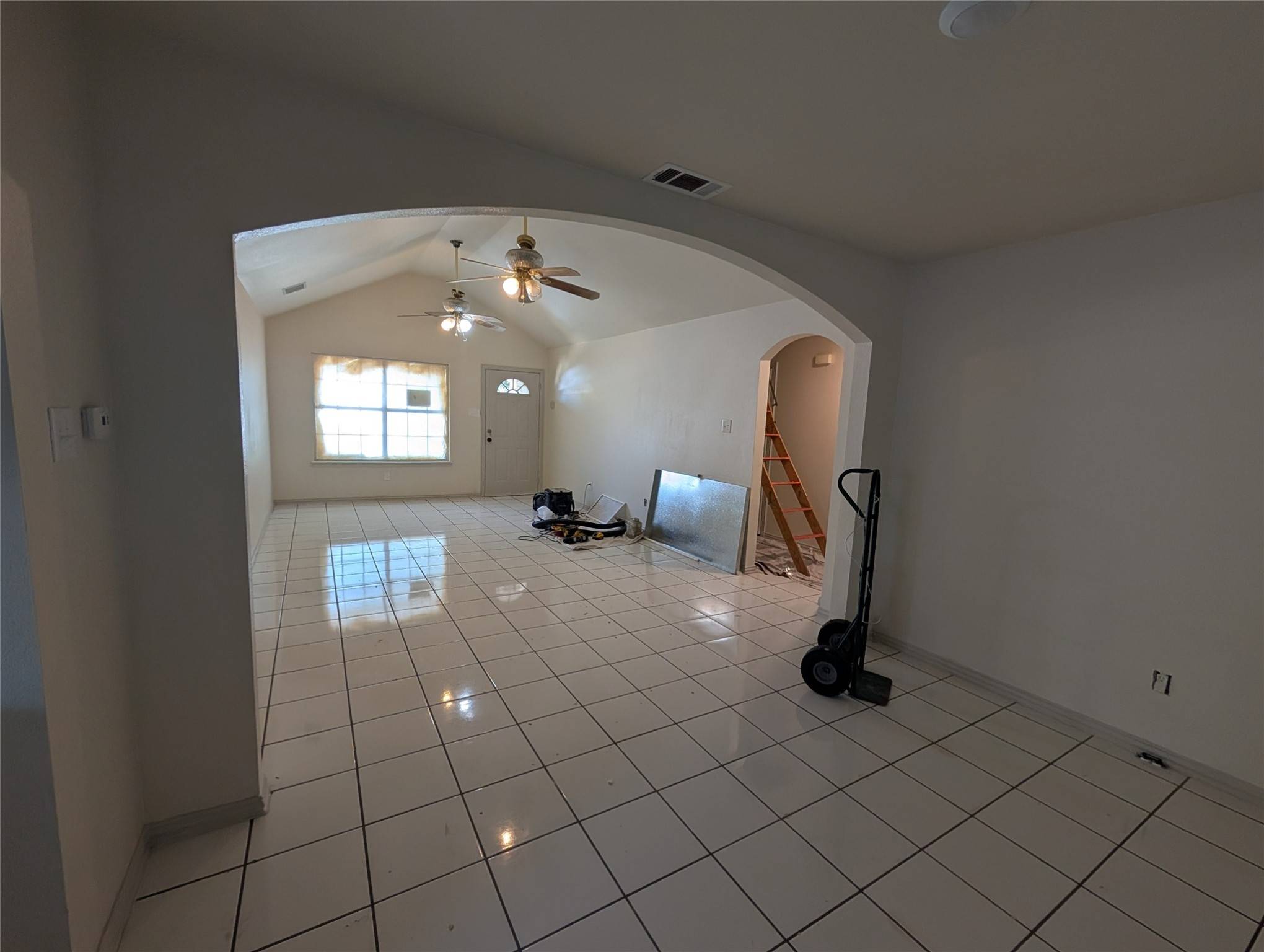 Dallas, TX 75217,274 S St Augustine DR