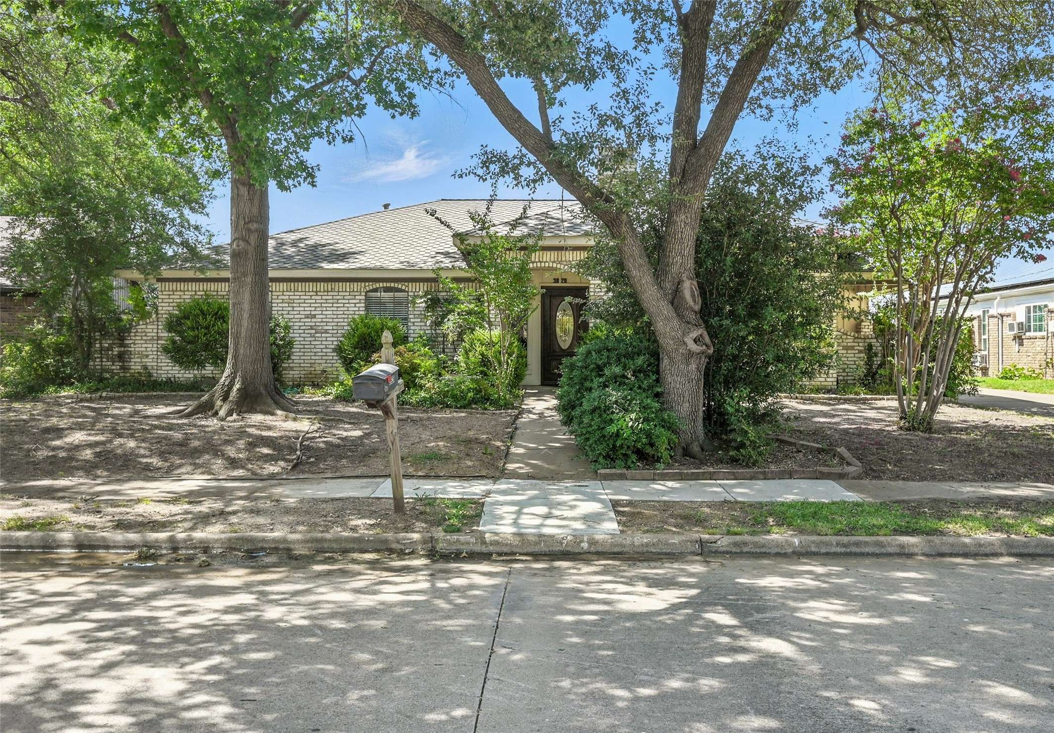 Irving, TX 75038,3828 Greenhills CT E