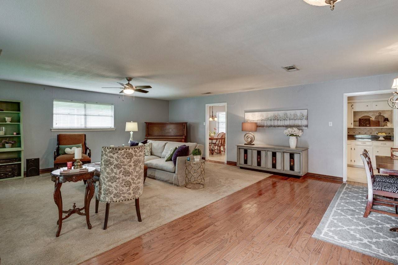 Garland, TX 75041,3937 Roanoke DR