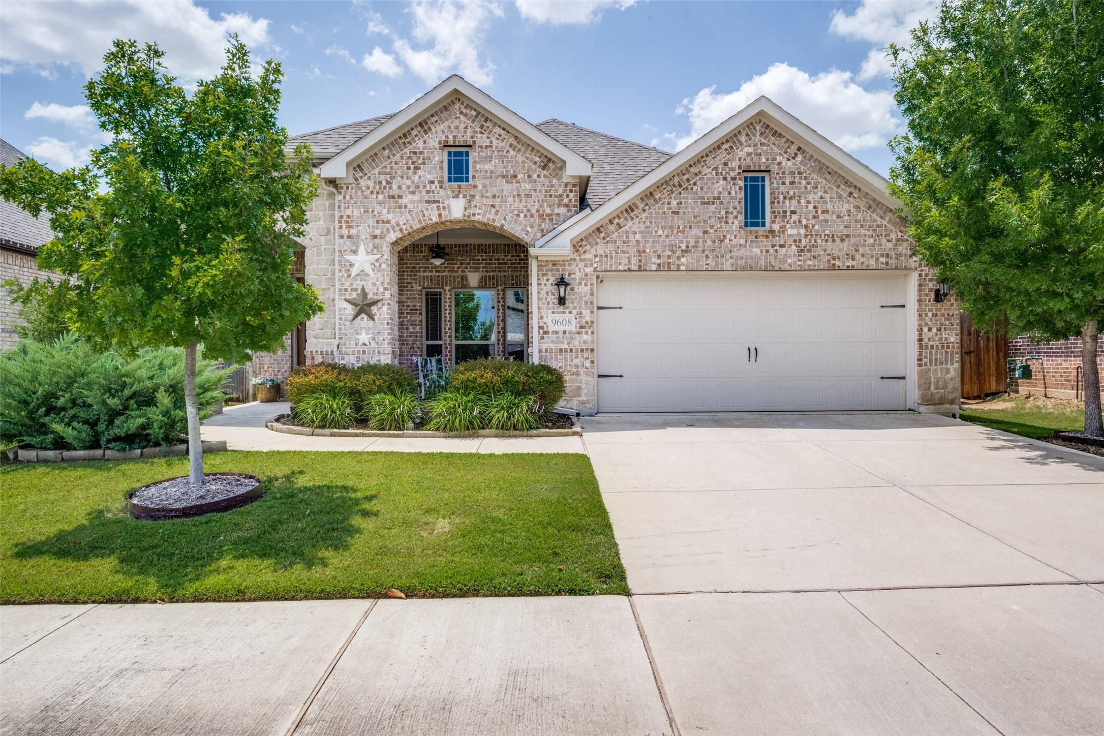 Denton, TX 76226,9608 Athens DR