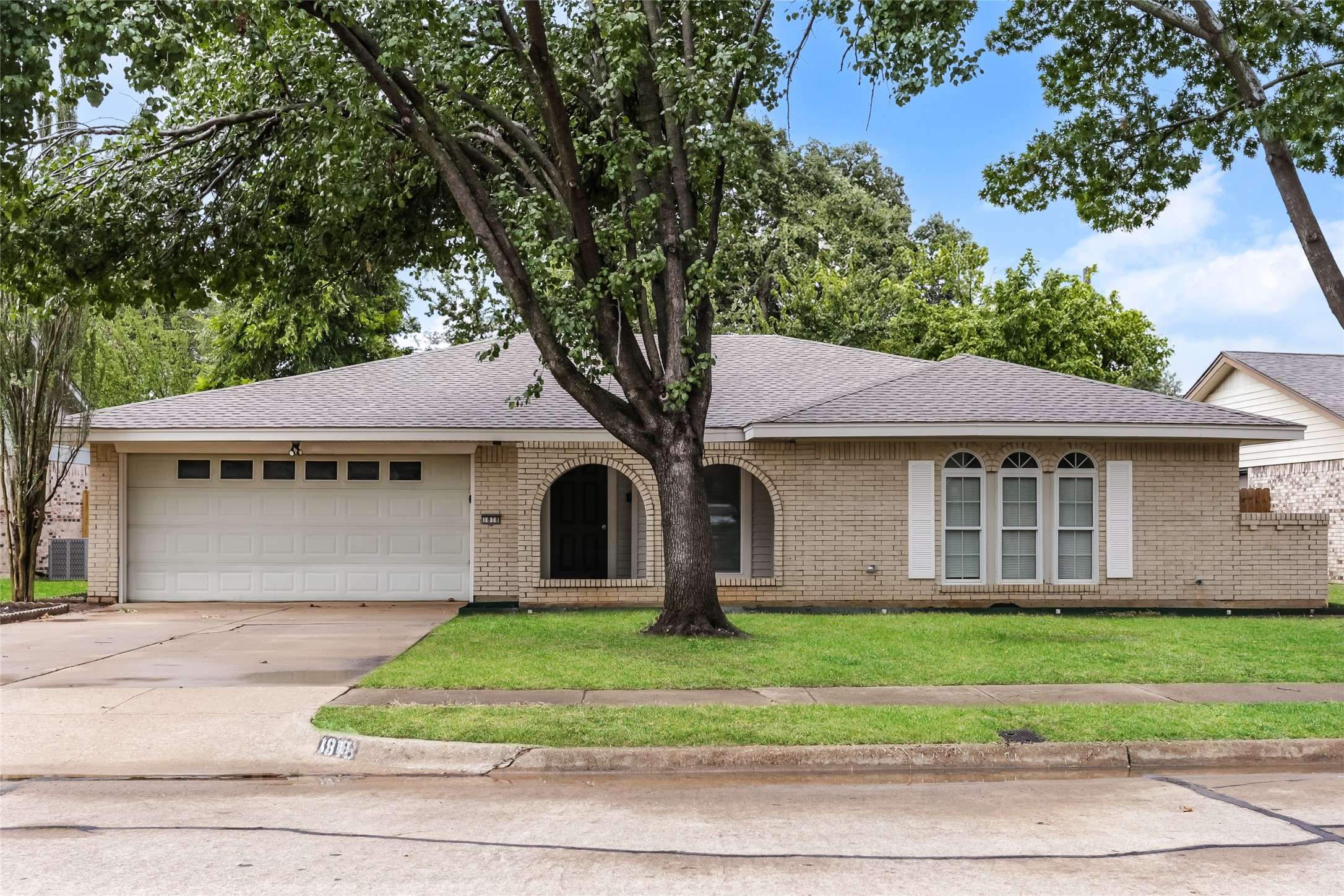 Irving, TX 75060,1818 Keathley DR