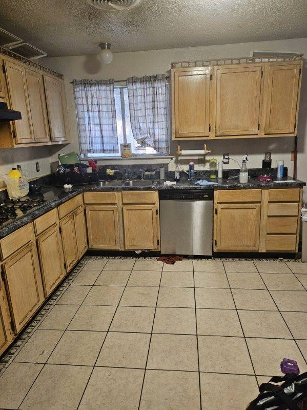 Dallas, TX 75216,2314 Clover Ridge DR
