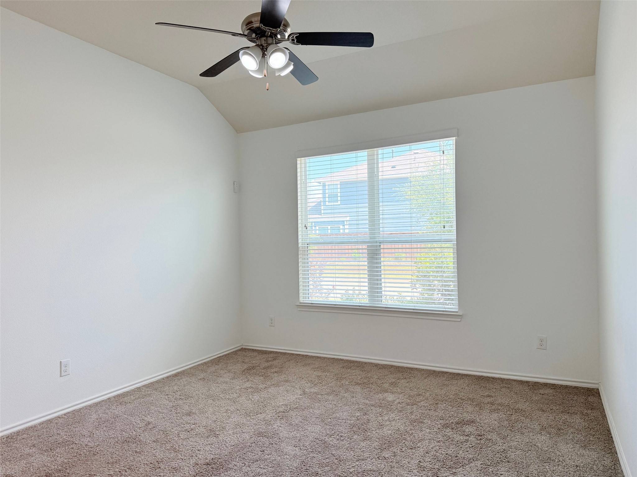Forney, TX 75126,1993 Diorite LN