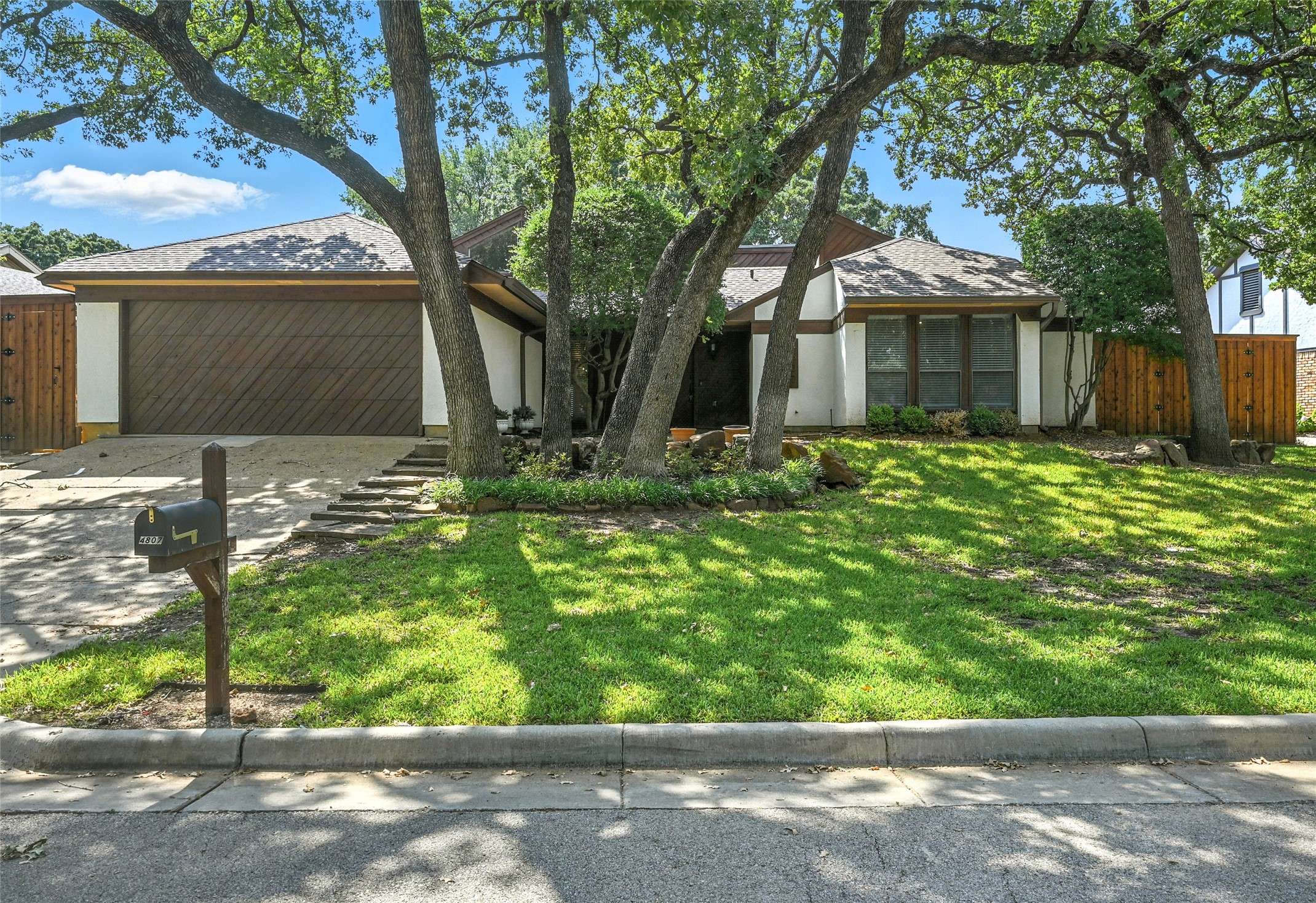 Arlington, TX 76017,4807 Chapel Springs CT