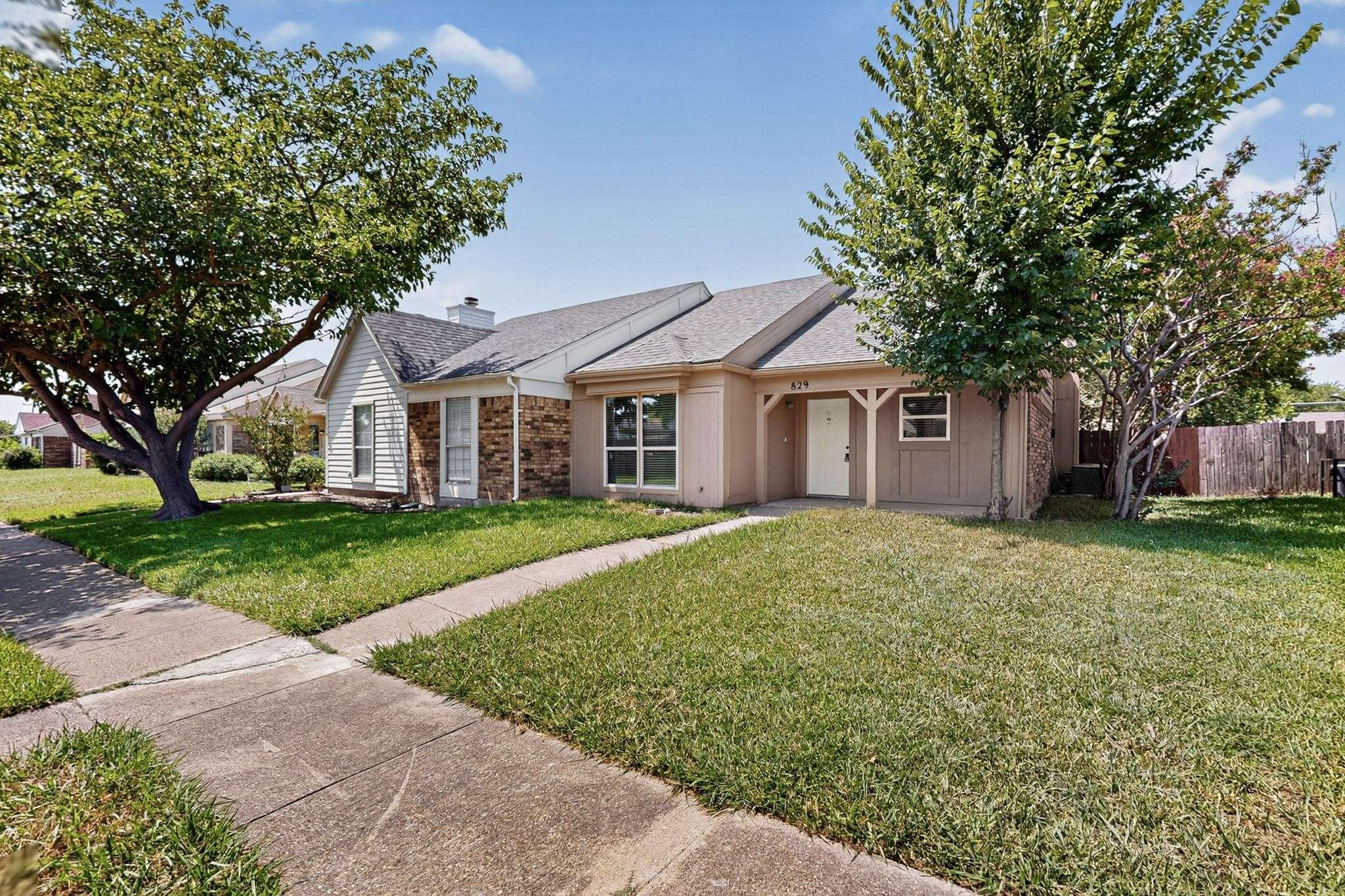 Mesquite, TX 75149,829 Denmark DR