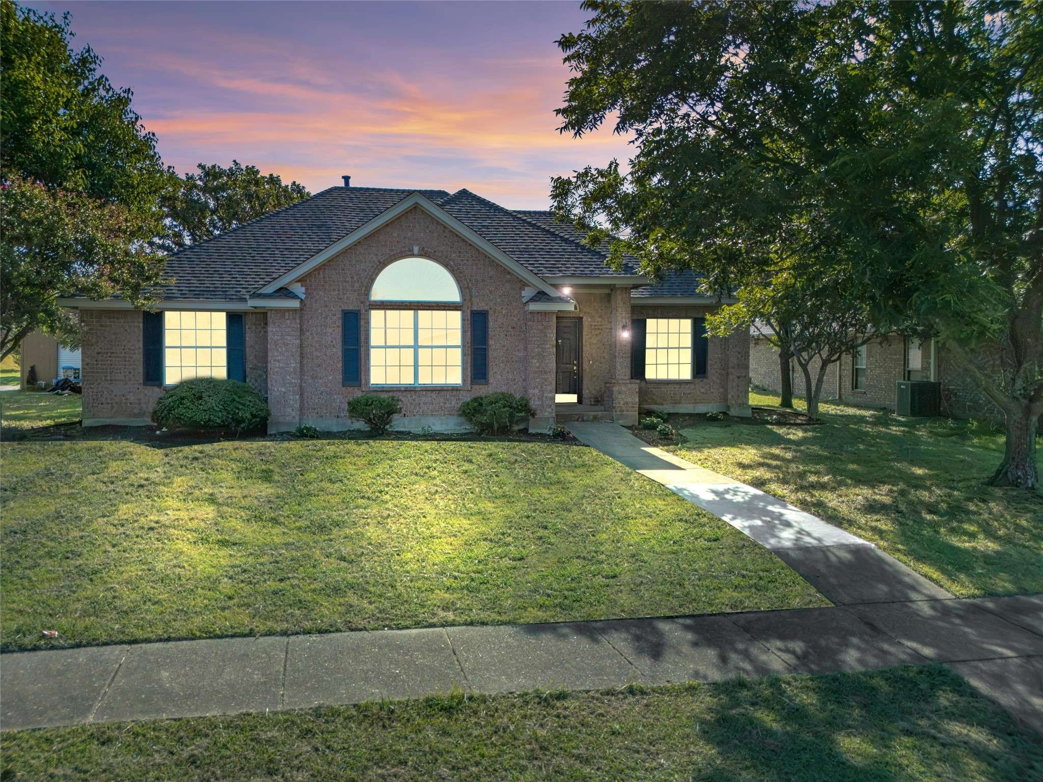 Ennis, TX 75119,2800 Boyd ST