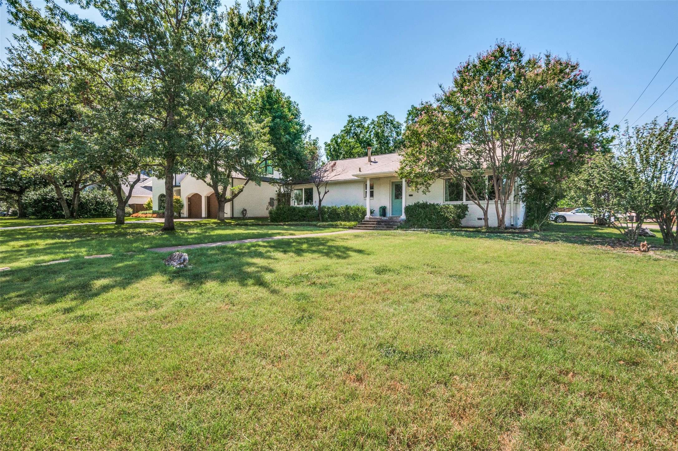 Dallas, TX 75220,4004 Clover LN