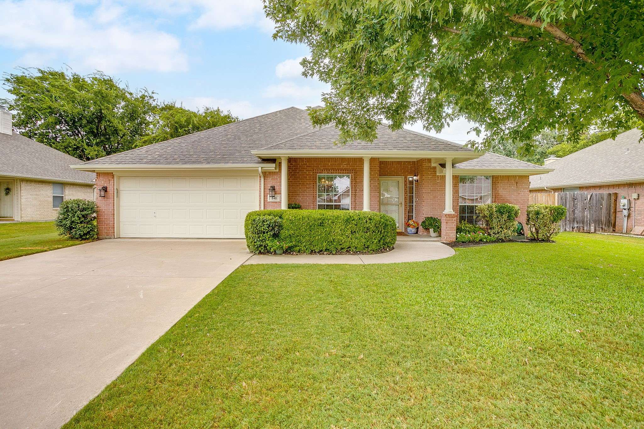 Burleson, TX 76028,840 Heberle DR