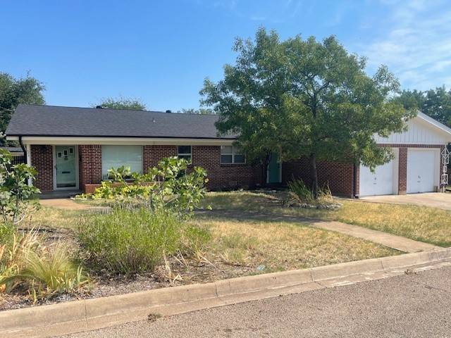 Granbury, TX 76048,602 Doyle Springs RD