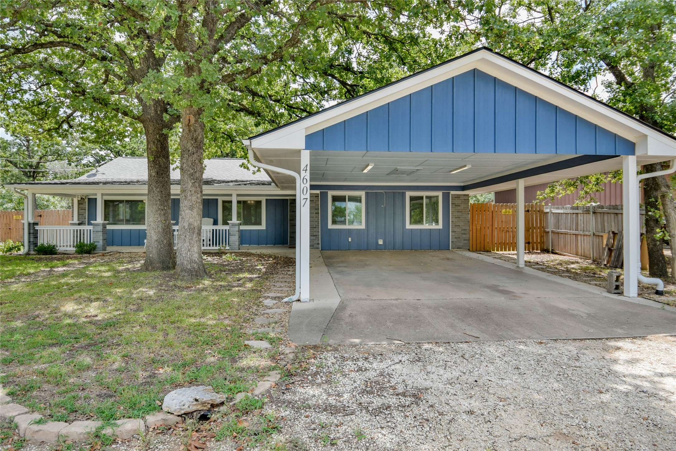 Granbury, TX 76049,4607 Pecan LN