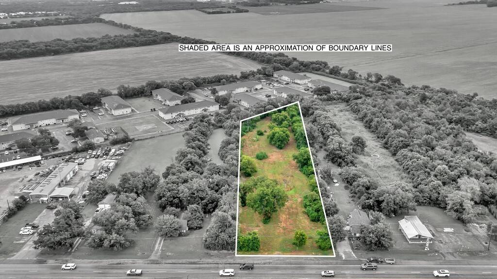 Waco, TX 76706,3000-3008 Robinson DR