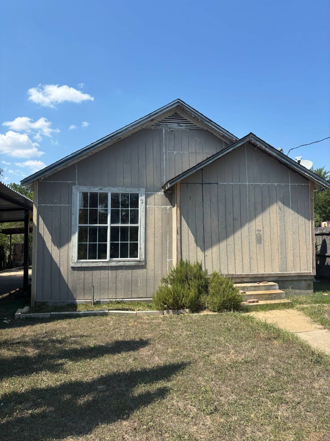 Dallas, TX 75216,1733 E Ann Arbor AVE