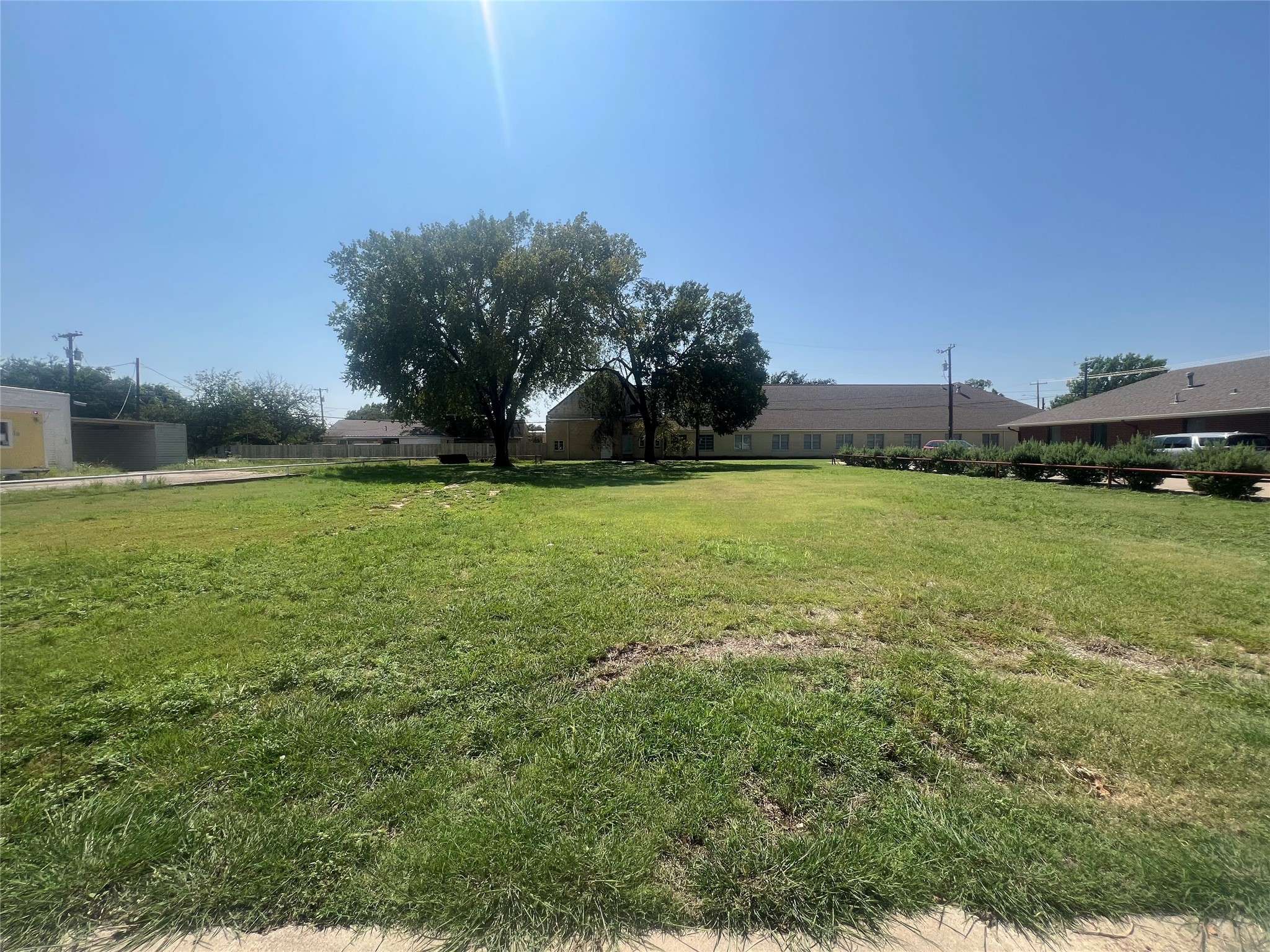 Mcgregor, TX 76657,509 S Main ST