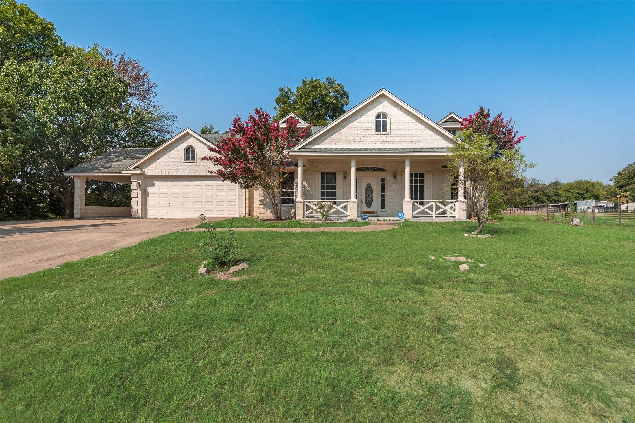 Richland Hills, TX 76118,2701 Sue DR