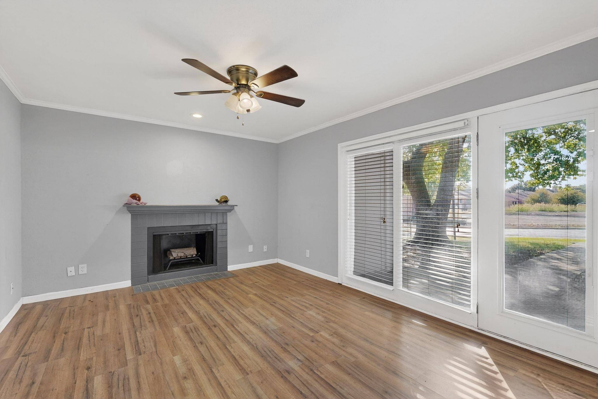 Garland, TX 75043,5718 Marvin Loving DR #117