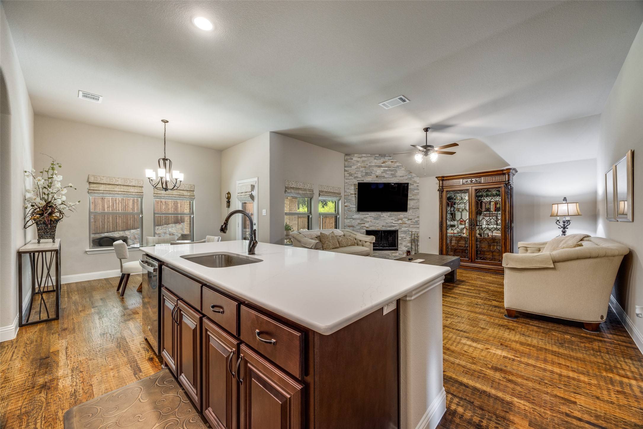 Greenville, TX 75401,325 Cherbury GRV