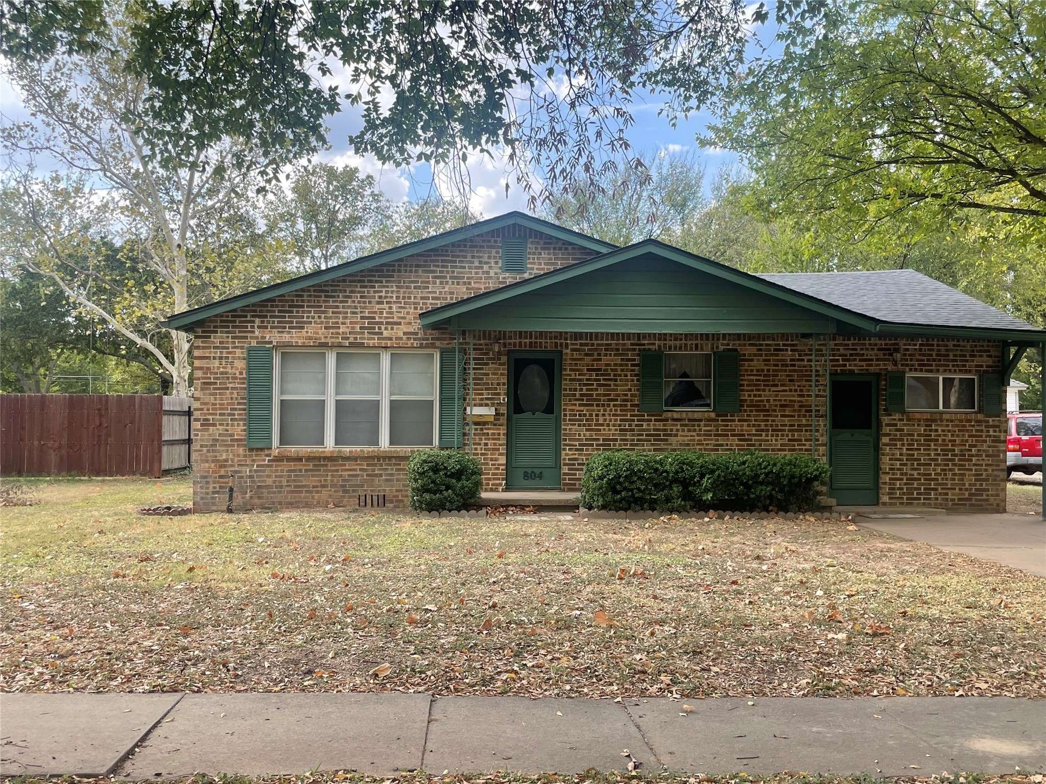 Graham, TX 76450,804 Kentucky ST