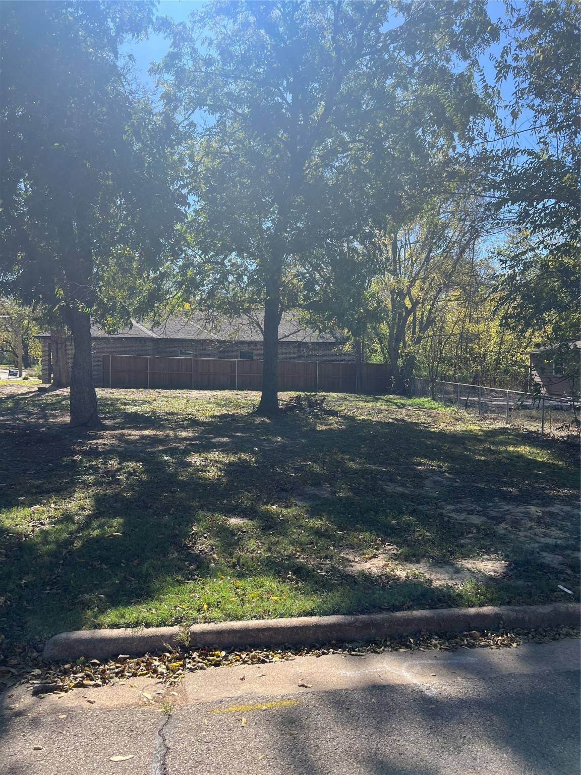 Sulphur Springs, TX 75482,618 Freeman ST
