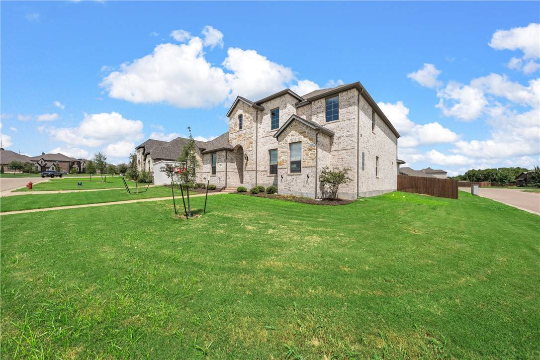 Hewitt, TX 76643,232 Big Creek LOOP