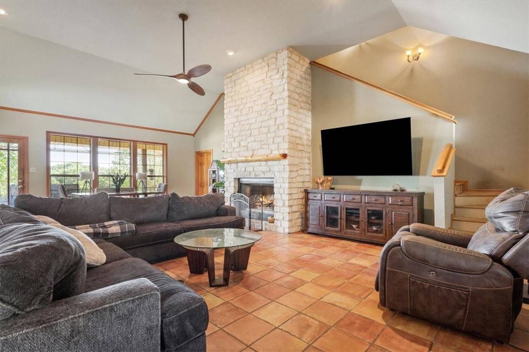 Mcgregor, TX 76657,564 Sam Bass RD