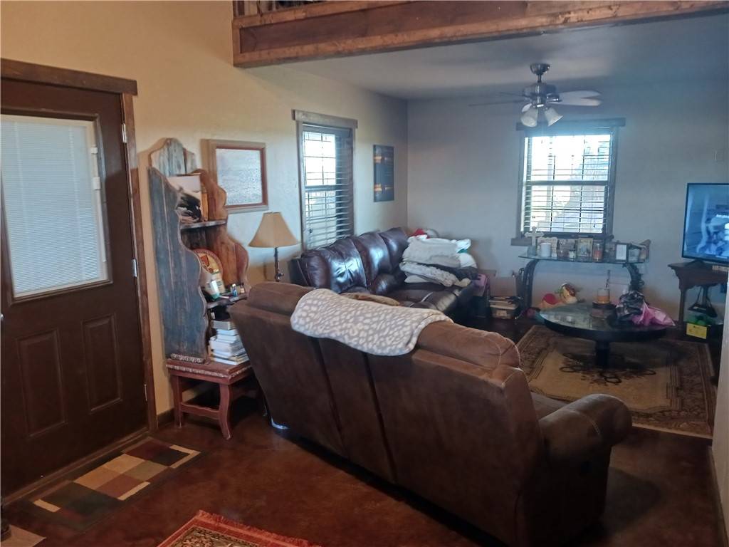Kosse, TX 76653,131. CR 279