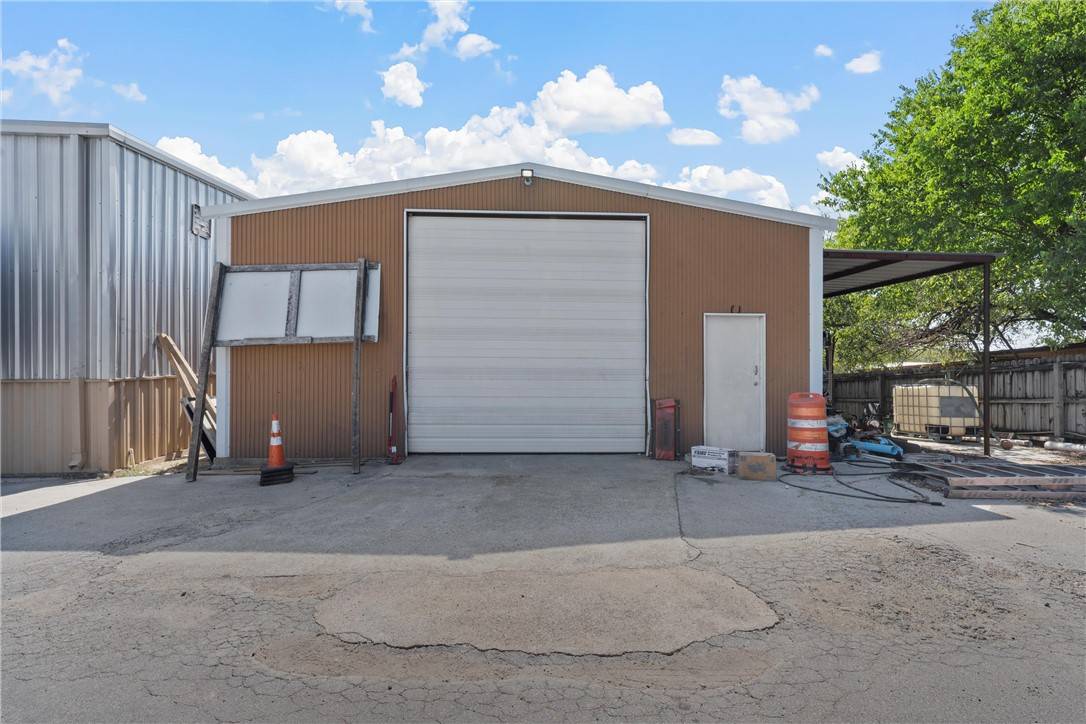 China Spring, TX 76633,330 Elco LN