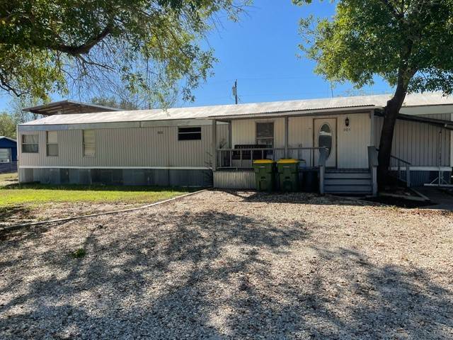 Groesbeck, TX 76642,905 Parker ST