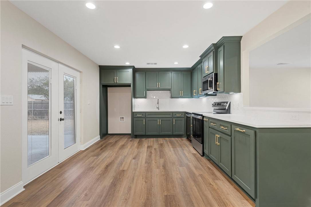 Mcgregor, TX 76657,205 Rachel RD