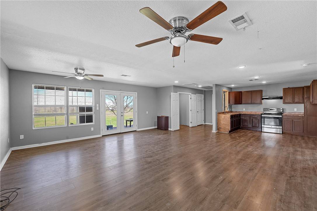Riesel, TX 76682,379 Niekamp RD