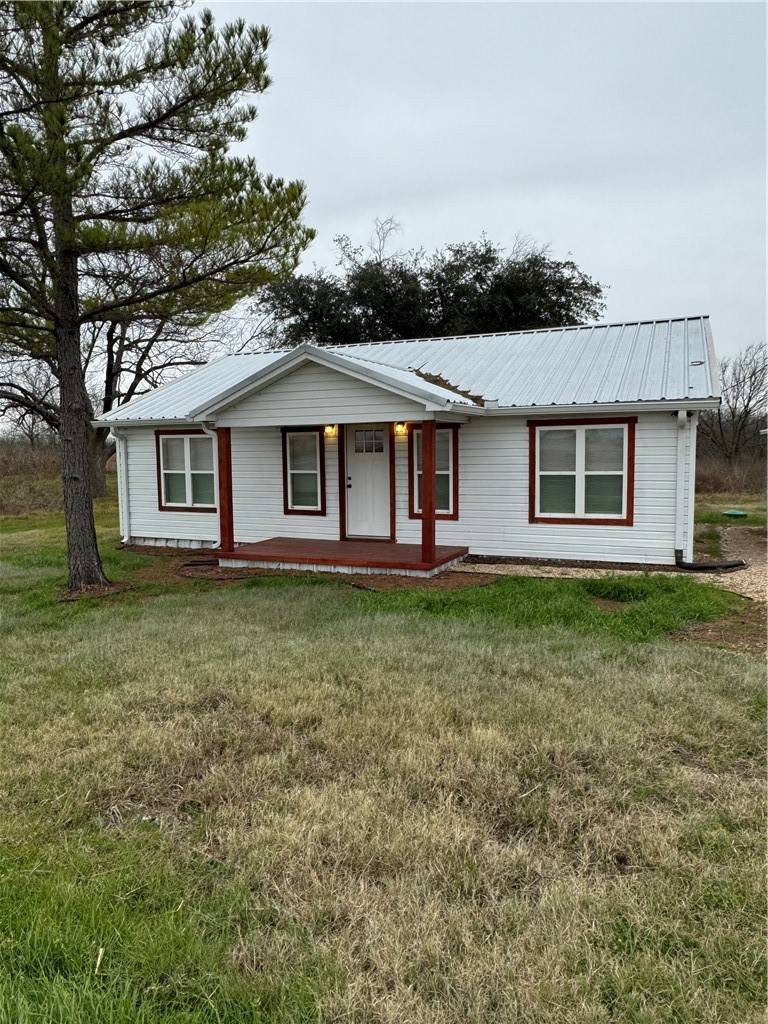 Groesbeck, TX 76642,6381 Hwy 164