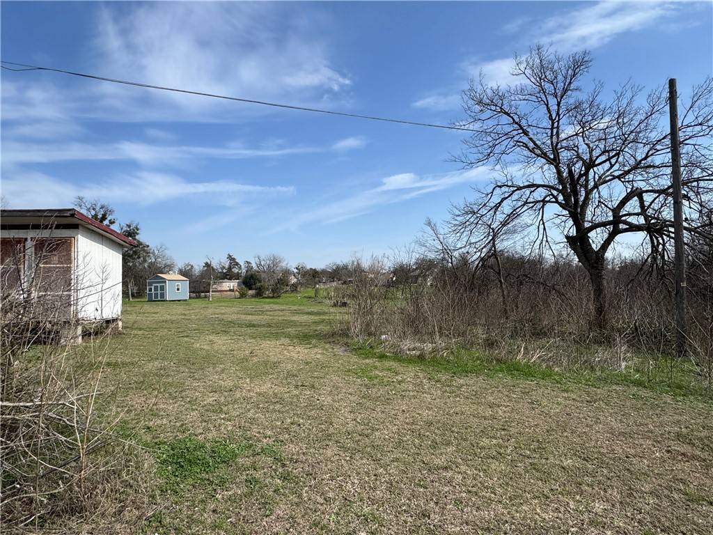 Lott, TX 76656,Unk E Oleander ST