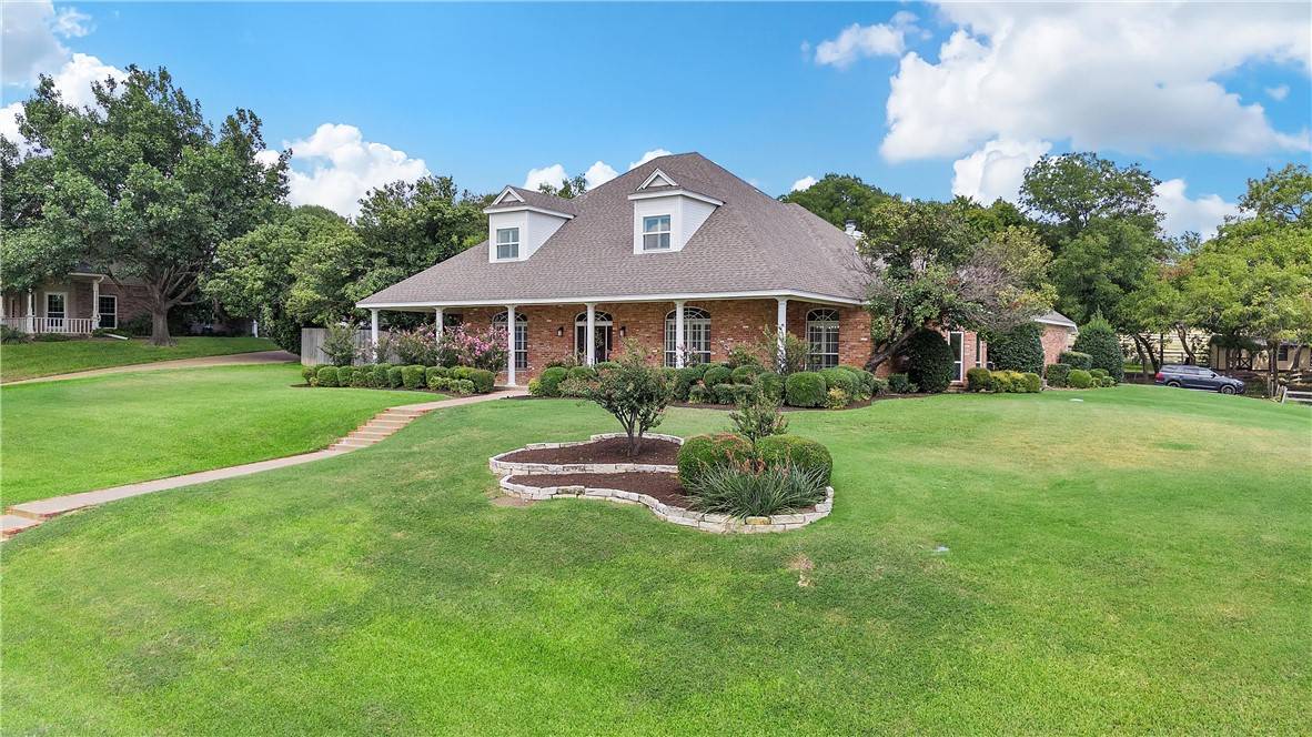 Woodway, TX 76712,100 Westridge LN