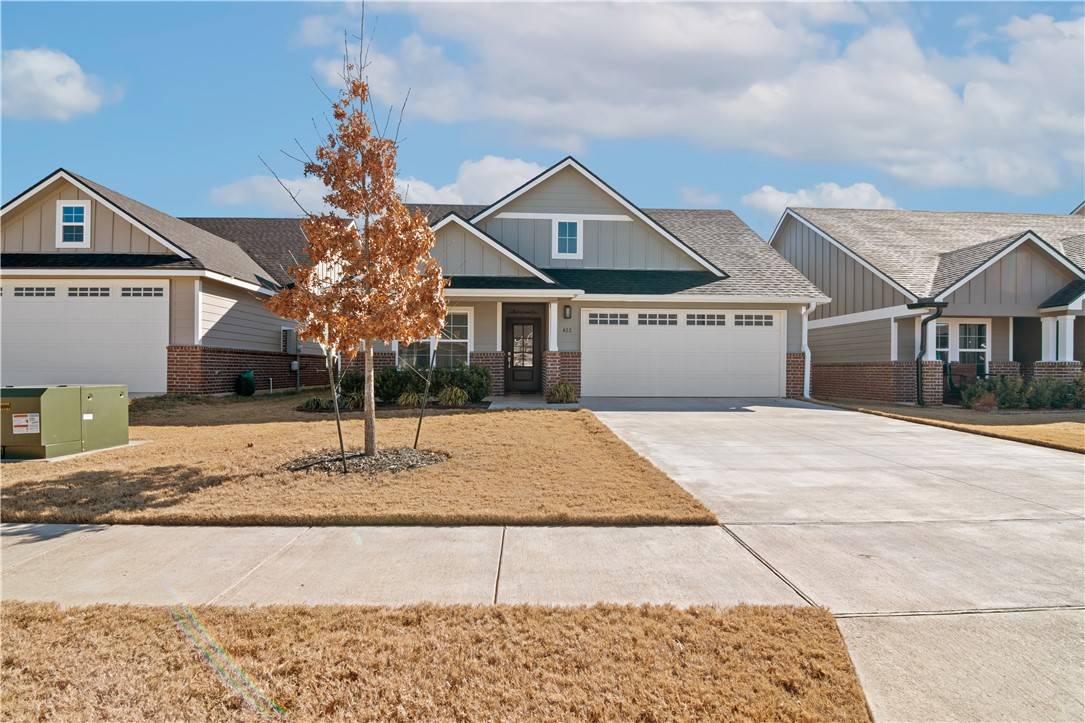 Mcgregor, TX 76657,422 Travis DR