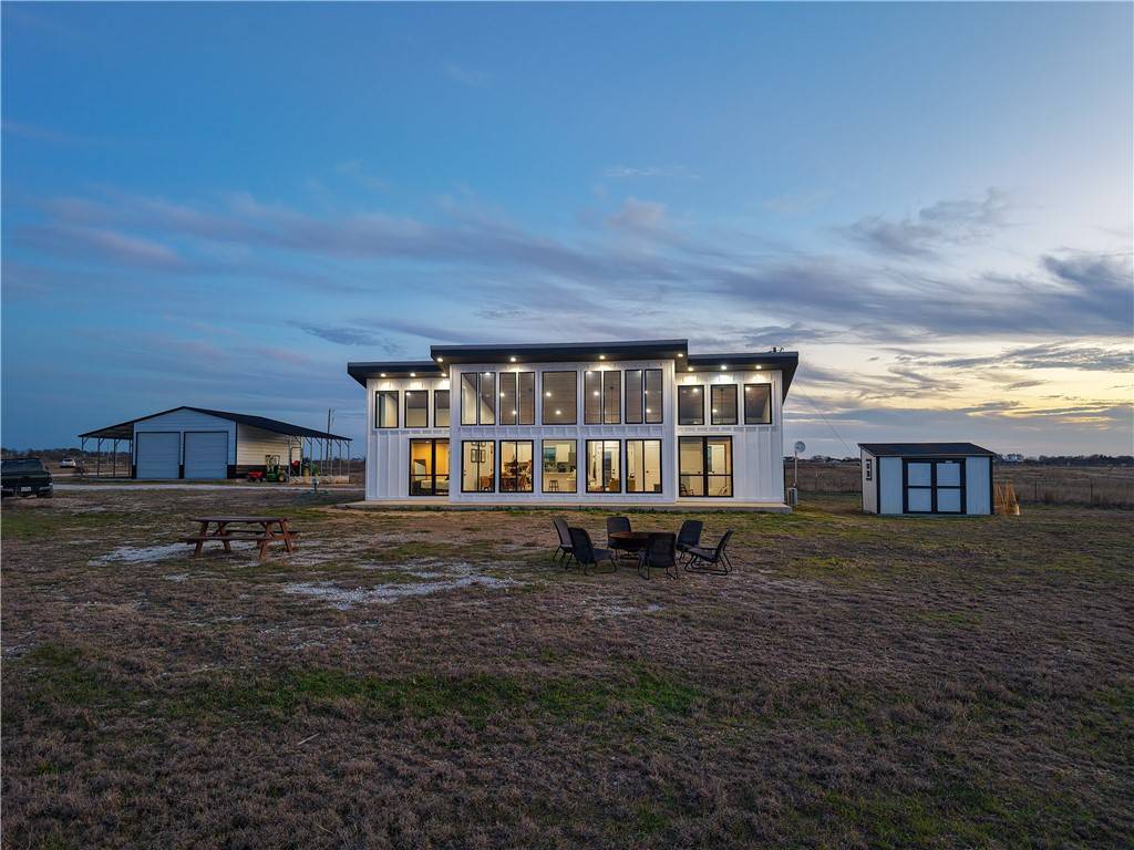 Abbott, TX 76621,232 Hcr 2302