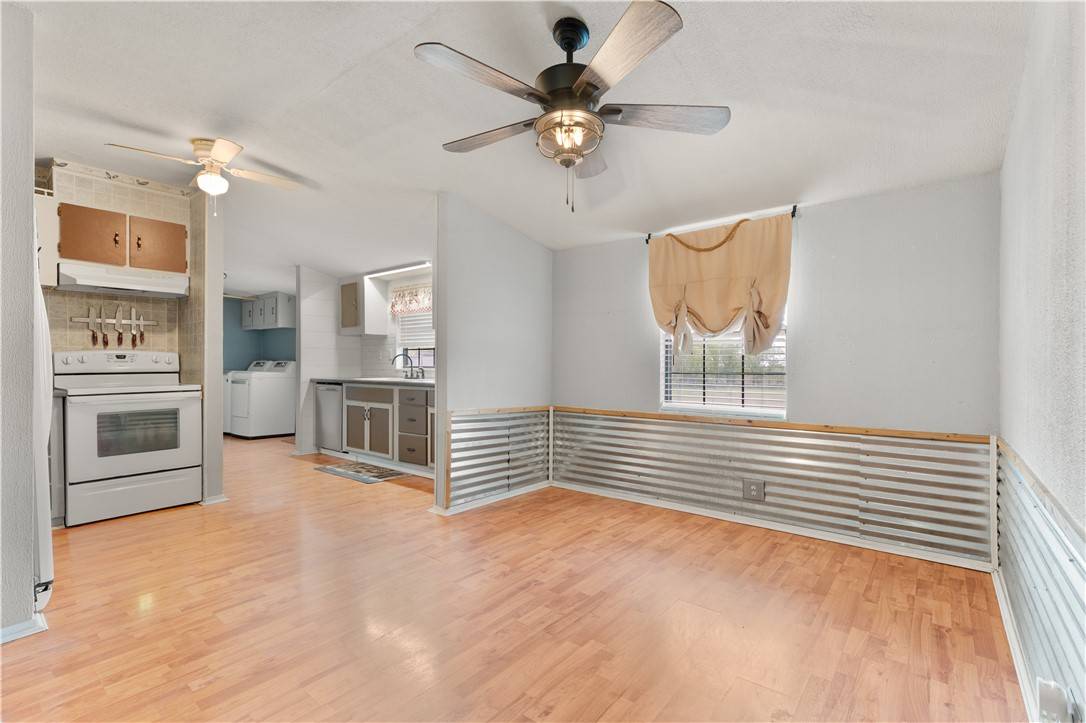 Bruceville Eddy, TX 76630,658 Peabody RD
