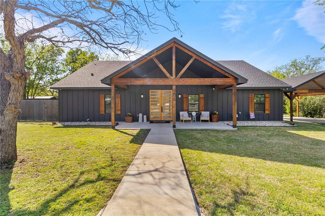 Valley Mills, TX 76689,906 S 3rd ST