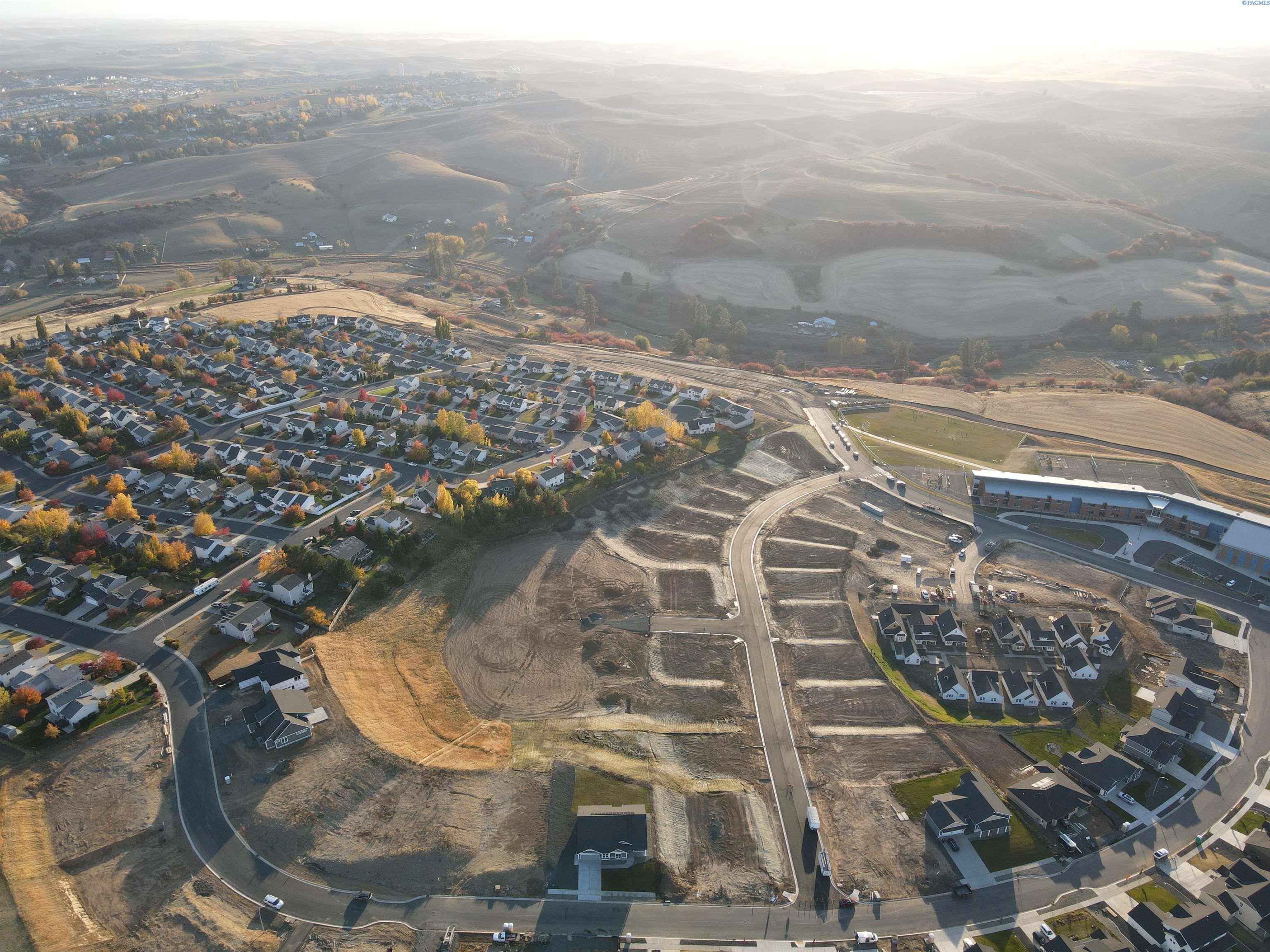 Pullman, WA 99163,1245 NW Overlook Drive