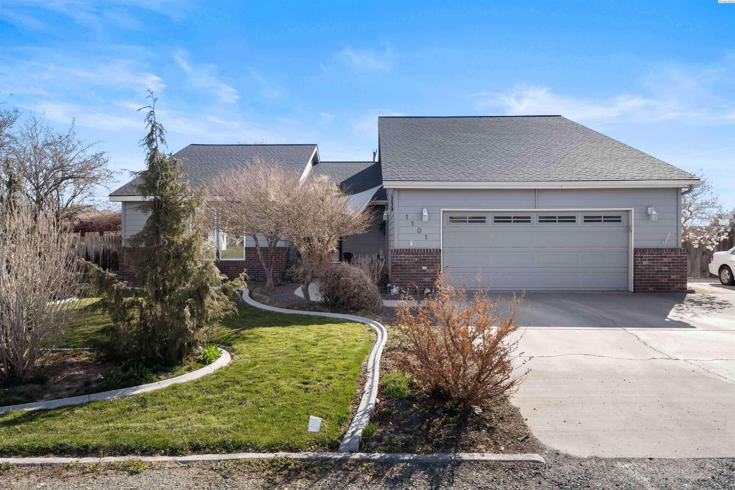 Kennewick, WA 99338,1101 S Penn Street